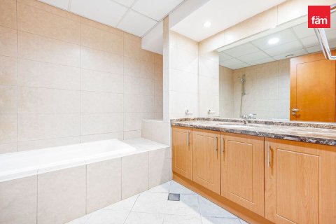 Apartment in Dubai 2 bedrooms, 182.7 sq.m. № 120711 - photo 7
