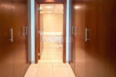 Apartment in Standpoint Towers, Downtown Dubai (Downtown Burj Dubai), Dubai 1 bedroom, 77 sq.m. № 45062 - photo 7