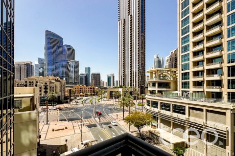 Apartamento en Burj Khalifa, Dubai, 1 dormitorio, 84.17 m², № 120097
