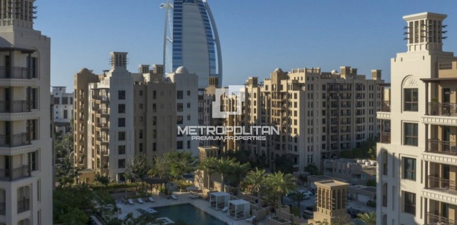 Apartment in Madinat Jumeirah Living, Umm Suqeim, Dubai 2 bedrooms, 131 sq.m. № 14870