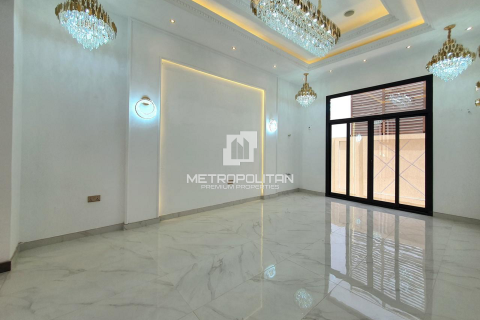 Villa en Dubai Land, Dubai, 7 dormitorios, 725 m², № 14872 - foto 22