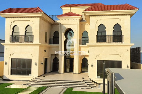 Villa en Dubai Land, Dubai, 7 dormitorios, 725 m², № 14872 - foto 1