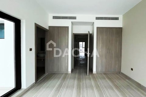 Townhouse in DAMAC Hills (Akoya by DAMAC), Dubai 6 bedrooms, 412 sq.m. № 111600 - photo 5