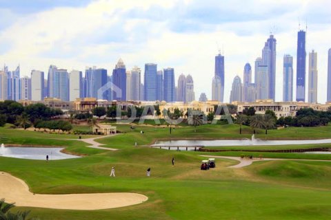 Land in Sector E, Emirates Hills, Dubai 2947 sq.m. № 111598 - photo 2