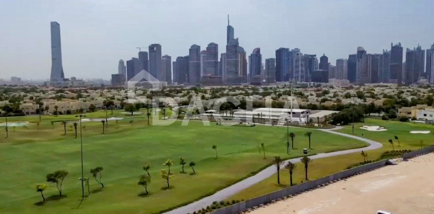 Land in Sector E, Emirates Hills, Dubai 2947 sq.m. № 111598