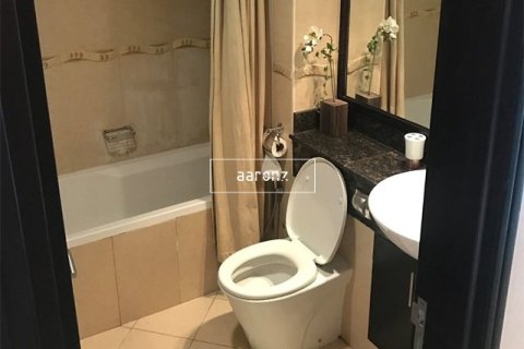 Apartment in Jumeirah Lake Towers, Dubai 1 bedroom, 79.2 sq.m. № 12911 - photo 11