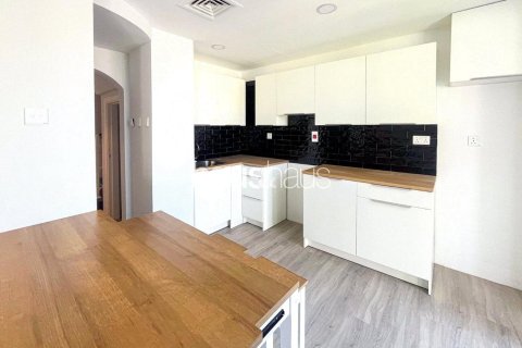 Townhouse in The Springs, Dubai 2 bedrooms, 158 sq.m. № 45033 - photo 3
