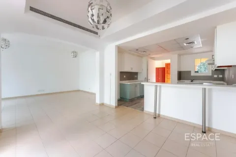Villa en Arabian Ranches, Dubai, 3 dormitorios, 259 m², № 122957 - foto 4