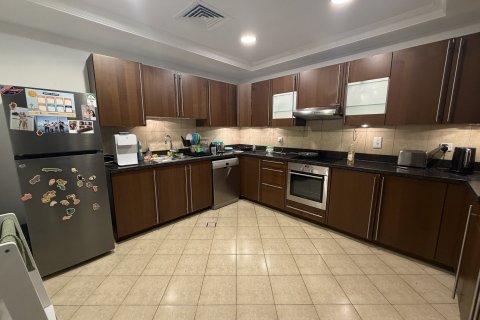 Townhouse in Palm Jumeirah, Dubai 3 bedrooms, 344 sq.m. № 99341 - photo 4