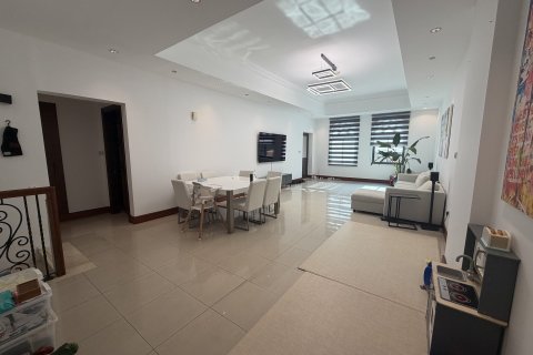 Townhouse in Palm Jumeirah, Dubai 3 bedrooms, 344 sq.m. № 99341 - photo 3