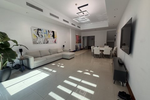 Townhouse in Palm Jumeirah, Dubai 3 bedrooms, 344 sq.m. № 99341 - photo 14