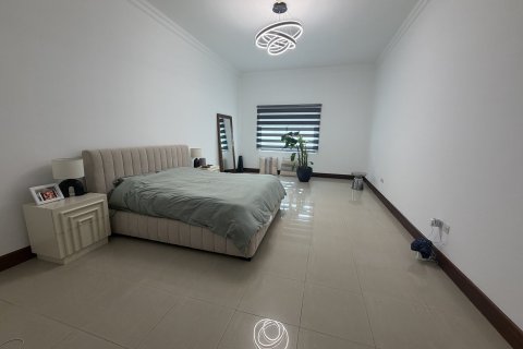 Townhouse in Palm Jumeirah, Dubai 3 bedrooms, 344 sq.m. № 99341 - photo 5
