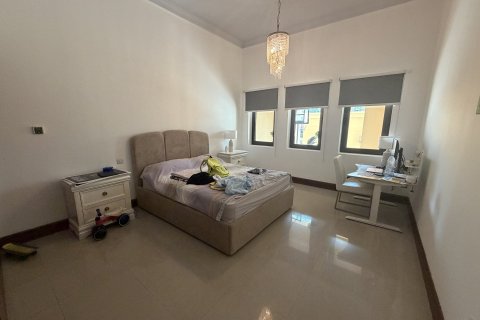 Townhouse in Palm Jumeirah, Dubai 3 bedrooms, 344 sq.m. № 99341 - photo 11