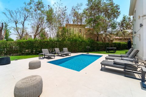 Villa en Jumeirah Islands, Dubai, 4 dormitorios, 511 m², № 99338 - foto 25