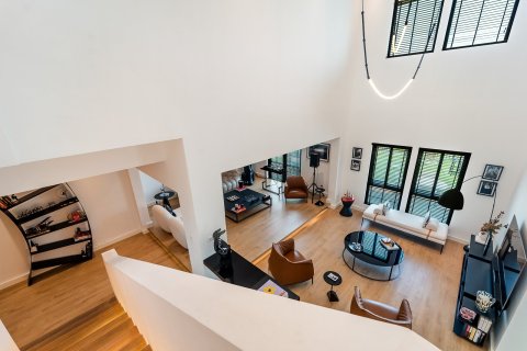 Villa en Jumeirah Islands, Dubai, 4 dormitorios, 511 m², № 99338 - foto 13