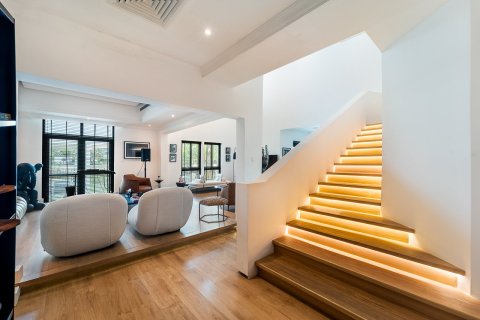 Villa en Jumeirah Islands, Dubai, 4 dormitorios, 511 m², № 99338 - foto 9