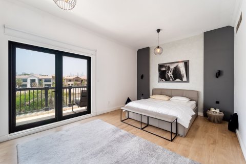 Villa en Jumeirah Islands, Dubai, 4 dormitorios, 511 m², № 99338 - foto 17