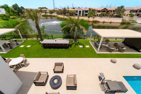 Villa en Jumeirah Islands, Dubai, 4 dormitorios, 511 m², № 99338 - foto 2