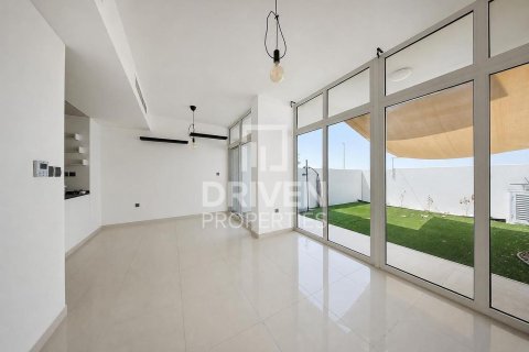 Maison de ville à Dubai, 3 chambres, 132.2 m², № 137268