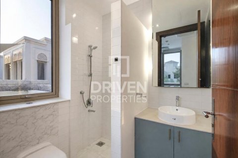 Villa in Jasmine Leaf, Al Barari, Dubai 6 bedrooms, 1017.57 sq.m. № 137267 - photo 11