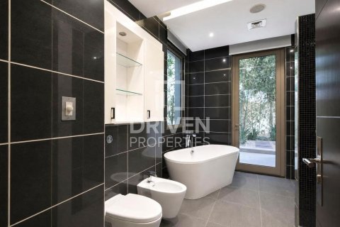 Villa in Jasmine Leaf, Al Barari, Dubai 6 bedrooms, 1017.57 sq.m. № 137267 - photo 15