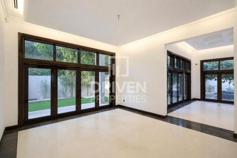 Villa in Jasmine Leaf, Al Barari, Dubai 6 bedrooms, 1017.57 sq.m. № 137267 - photo 27