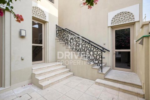 Villa in Jasmine Leaf, Al Barari, Dubai 6 bedrooms, 1017.57 sq.m. № 137267 - photo 8