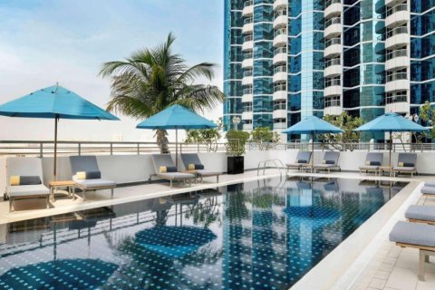Hotel Apartment in Jumeirah Lake Towers, Dubai 33.7 sq.m. № 42797 - photo 10