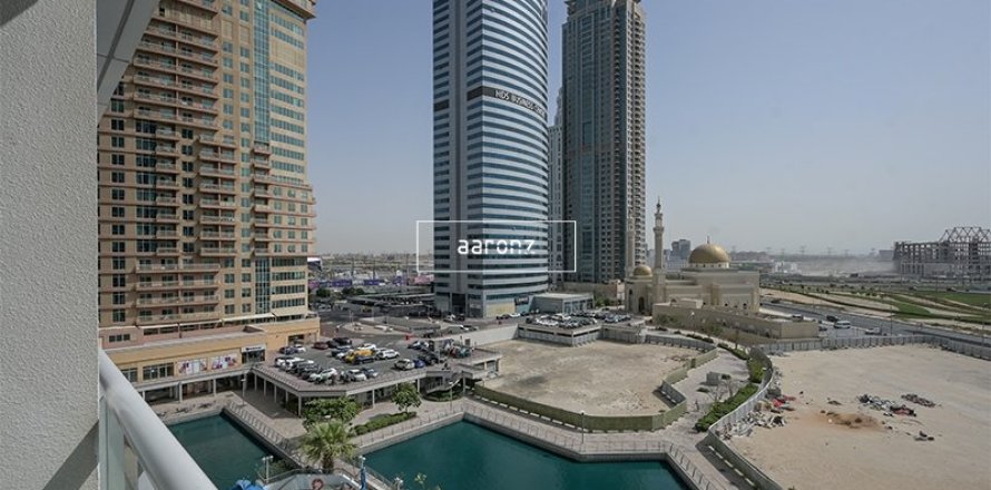 Hotel Apartment in Jumeirah Lake Towers, Dubai studio, 33.7 sq.m. № 42797