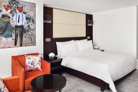 Hotel Apartment in Jumeirah Lake Towers, Dubai 33.7 sq.m. № 42797 - photo 3