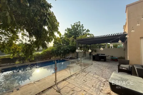 Villa à Springs 4, The Springs, Dubai, 4 chambres, 270 m², № 62223 - photo 2