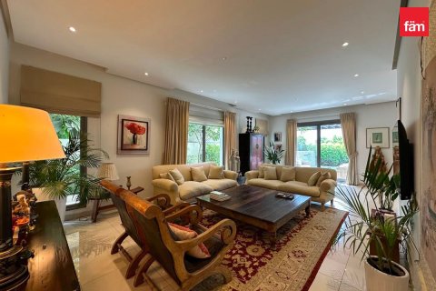 Villa à Al Furjan, Dubai, 6 chambres, 610.6 m², № 137681 - photo 4