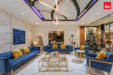 Villa à Dubai, 5 chambres, 631.5 m², № 137672 - photo 2