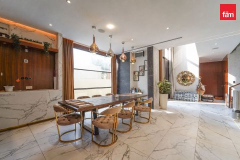 Villa à Dubai, 5 chambres, 631.5 m², № 137672 - photo 5