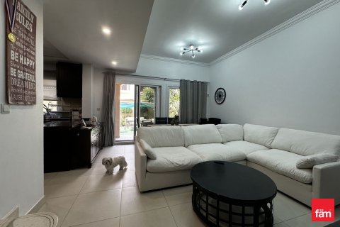 Купить таунхаус в Дубае: 2 спальни, 178.2м², № 90479 - фото 2