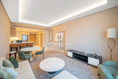 Apartamento en The Palm Tower, Palm Jumeirah, Dubai, 1 dormitorio, 98 m², № 73848 - foto 8