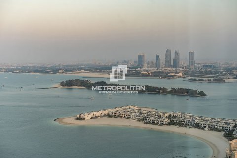 Apartamento en The Palm Tower, Palm Jumeirah, Dubai, 1 dormitorio, 98 m², № 73848 - foto 2