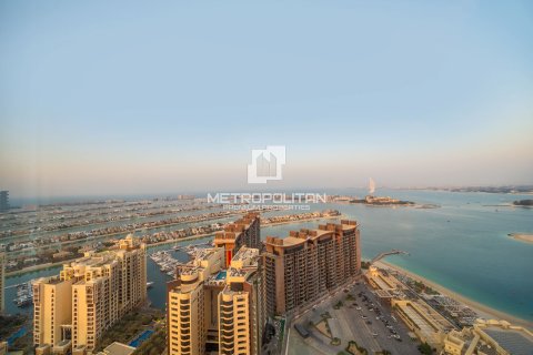 Apartamento en The Palm Tower, Palm Jumeirah, Dubai, 1 dormitorio, 98 m², № 73848 - foto 3