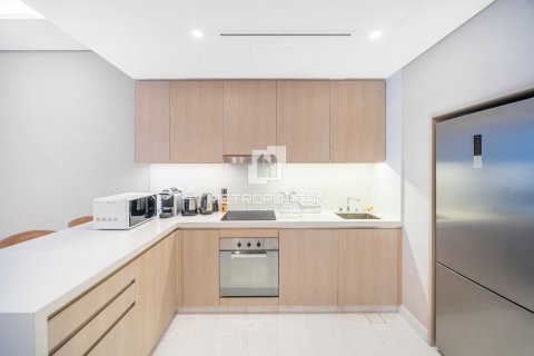 Apartamento en The Palm Tower, Palm Jumeirah, Dubai, 1 dormitorio, 98 m², № 73848 - foto 11