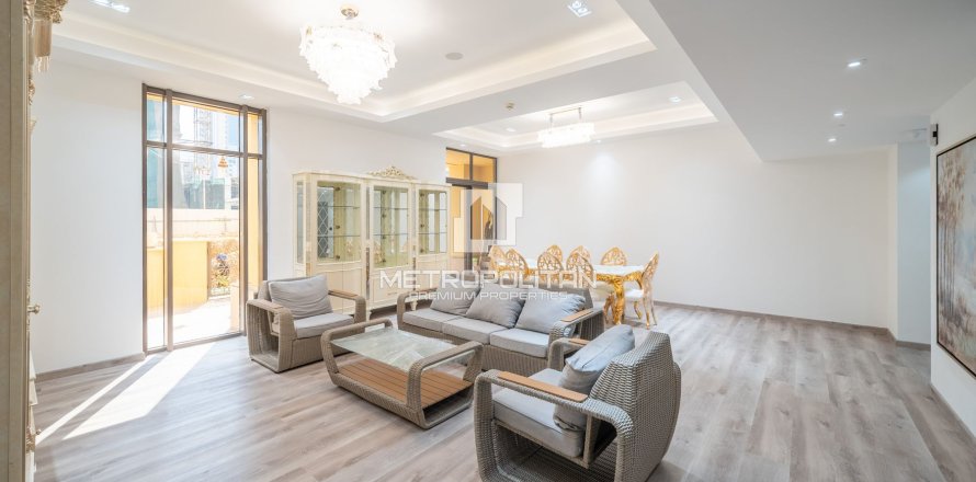 Apartment in Sadaf, Jumeirah Beach Residence, Dubai 3 bedrooms, 350 sq.m. № 73851