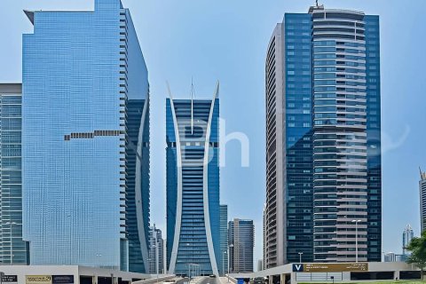 Appartement à Jumeirah Lake Towers, Dubai, 1 chambre, 75 m², № 57395 - photo 1