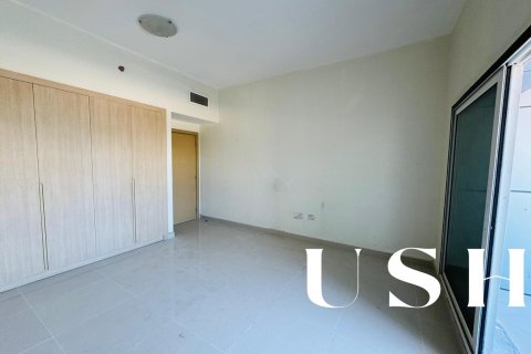 Appartement à Dubai Sports City, Dubai, 2 chambres, 127 m², № 39420 - photo 1