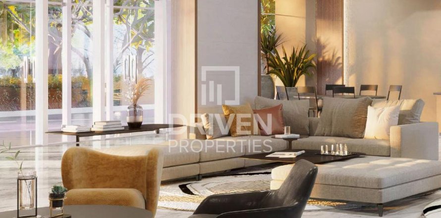 Apartment in Al Habtoor City, Business Bay, Dubai 1 bedroom, 93.55 sq.m. № 135418