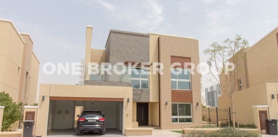 Villa à Al Barsha, Dubai, 4 chambres, 385.6 m², № 536