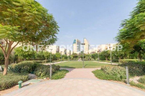 Villa à Al Barsha, Dubai, 4 chambres, 385.6 m², № 536 - photo 5