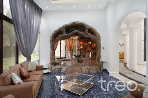 Villa à Emirates Hills, Dubai, 8 chambres, 1723.72 m², № 119656 - photo 22