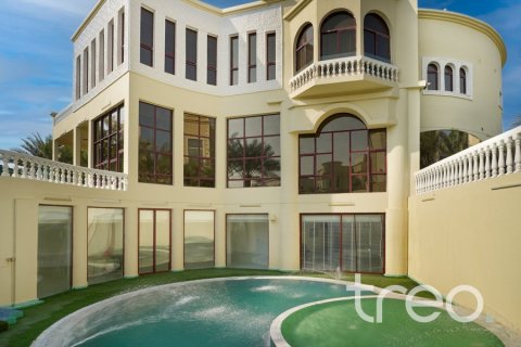 Villa à Emirates Hills, Dubai, 8 chambres, 1723.72 m², № 119656 - photo 2