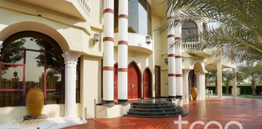Villa à Emirates Hills, Dubai, 8 chambres, 1723.72 m², № 119656