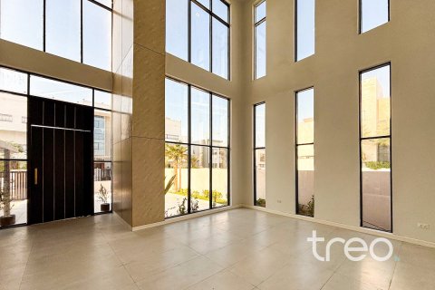 Villa en Jumeirah Park, Dubai, 6 dormitorios, 875.7 m², № 119652 - foto 9