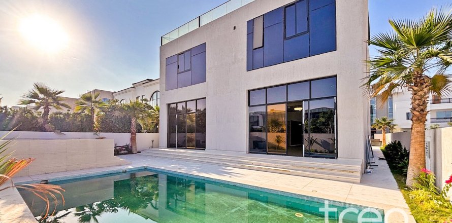 Villa en Jumeirah Park, Dubai, 6 dormitorios, 875.7 m², № 119652
